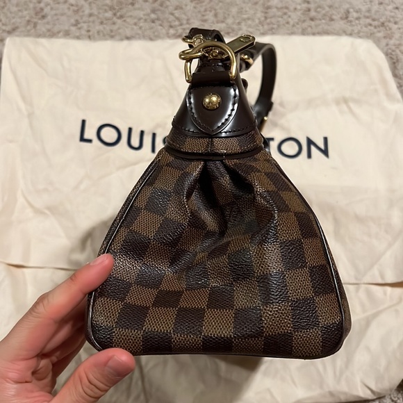 Louis Vuitton DAMIER TREVI GM HANDBAG - Picture 6 of 16